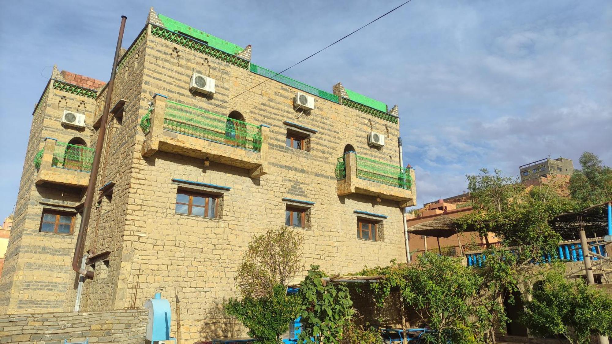 Maison La Lune Des Gorges Tinghir Exterior foto